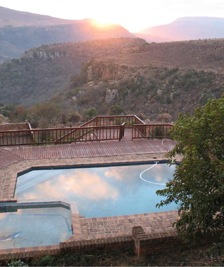 Acra-Retreat Mountain View Lodge Waterval Boven Esterno foto